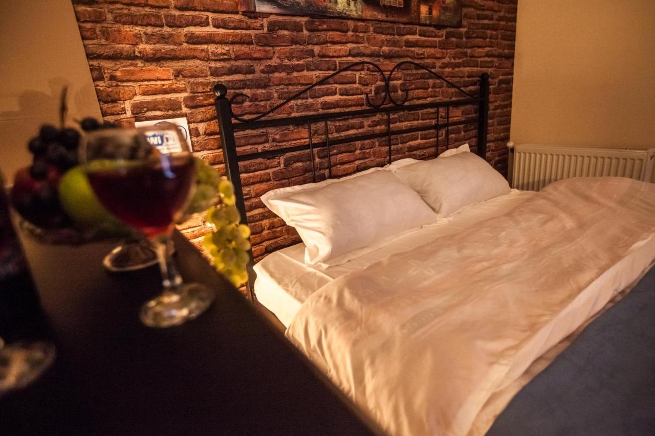 Anri'S Apartments Studio Тбилиси Экстерьер фото